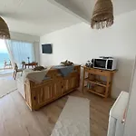 Vue * Сен-Жиль-Круа-де-Ви